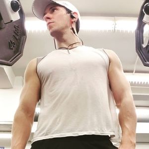 Meet your Posher, André